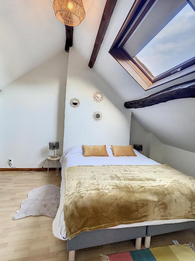 Charmant Triplex Centre-Ville De Шантійї Екстер'єр фото